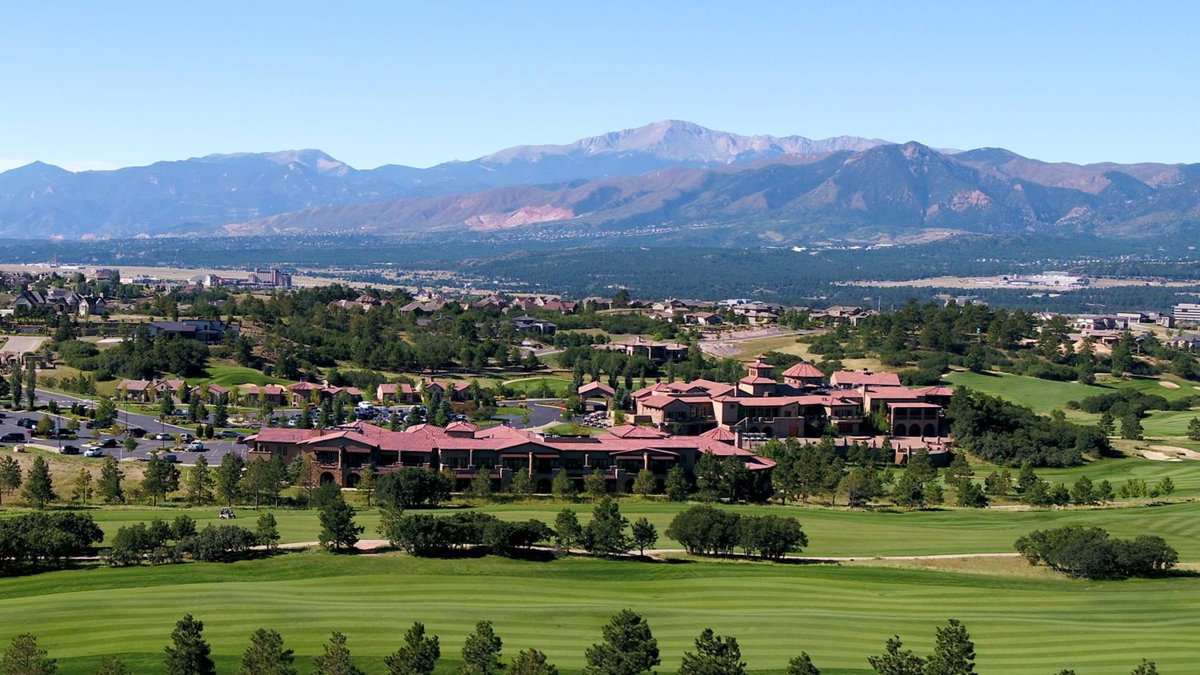 Hotel · Flying Horse Resort & Club, Gleneagle