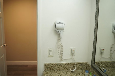 Harbor Inn & Suites, Anaheim, United States