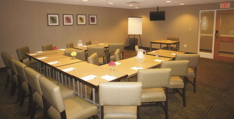 La Quinta Inn & Suites by Wyndham Boston Somerville, Somerville, United States