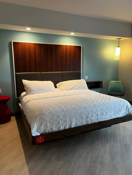 Tru By Hilton Lancaster East, Lancaster, United States