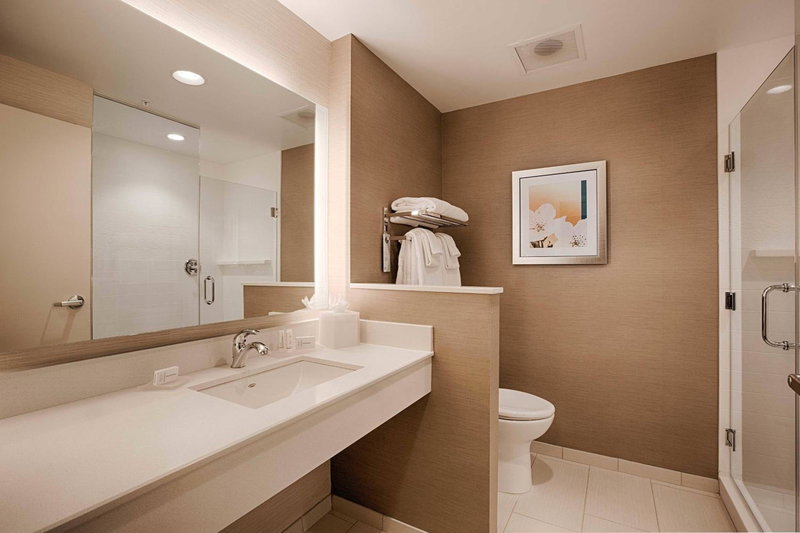 Fairfield Inn & Suites by Marriott Clearwater Beach, Clearwater Beach, United States