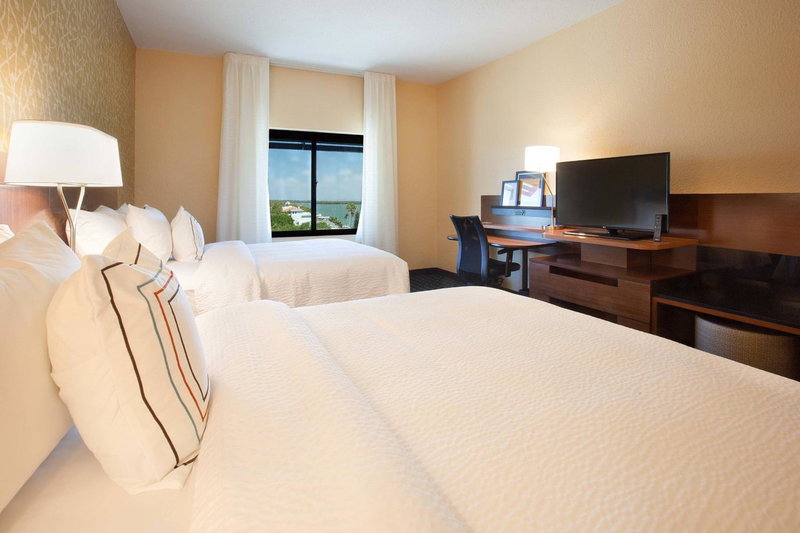 Fairfield Inn & Suites by Marriott Clearwater Beach, Clearwater Beach, United States