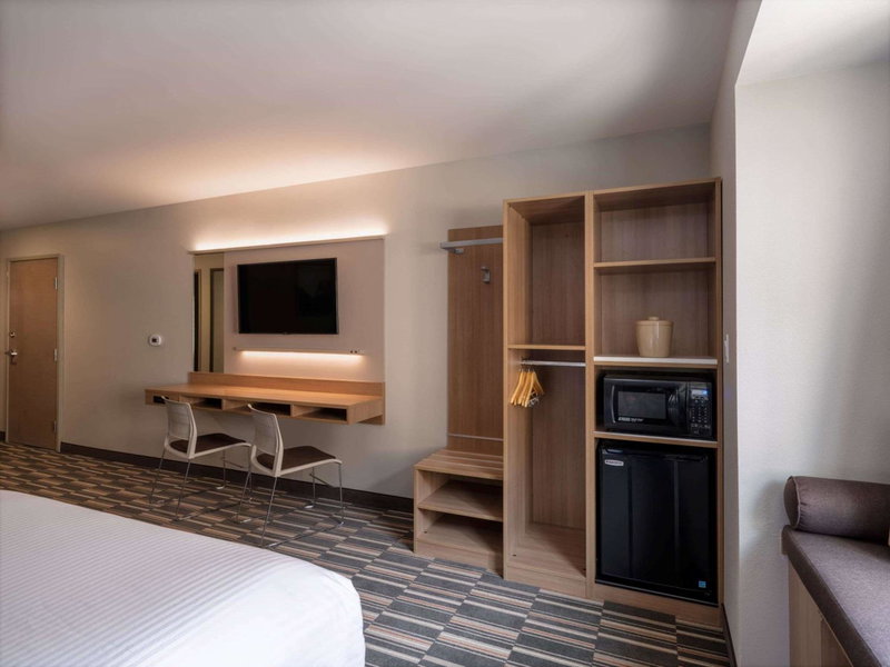 Microtel Inn & Suites by Wyndham Georgetown Lake, Georgetown, United States