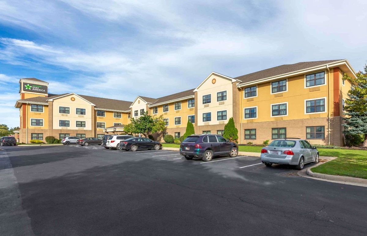 Hotel · Extended Stay America Suites - Cleveland - Brooklyn, Brooklyn