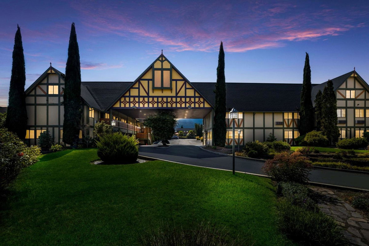 Hotel · Best Western Windsor Inn, Ashland