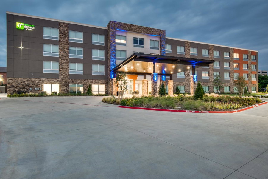 Holiday Inn Express & Suites Dallas North - Addison by IHG, Addison, United States