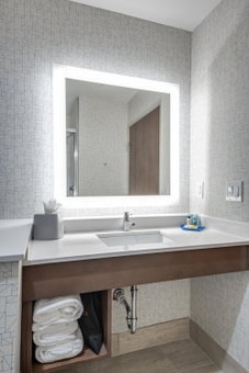 Holiday Inn Express & Suites Dallas North - Addison by IHG, Addison, United States
