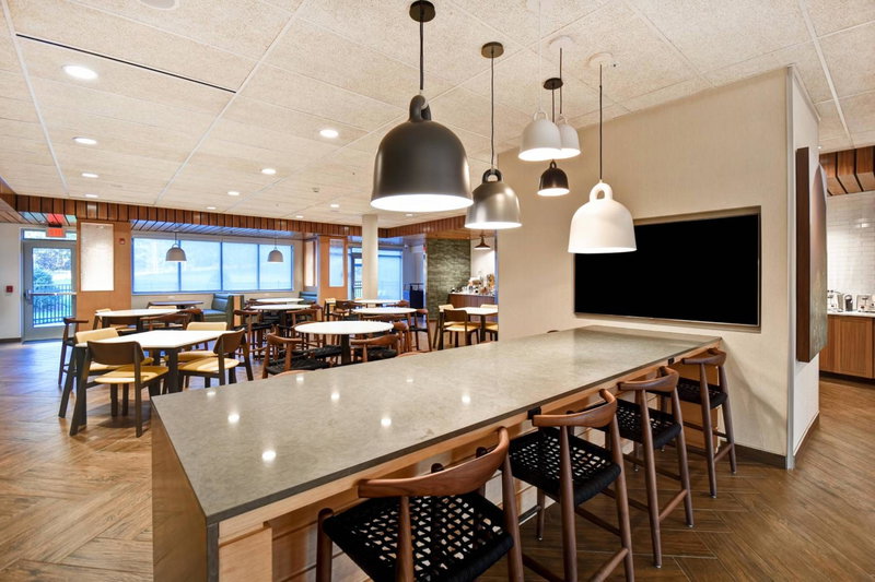 Fairfield Inn & Suites by Marriott Plymouth, Plymouth, United States