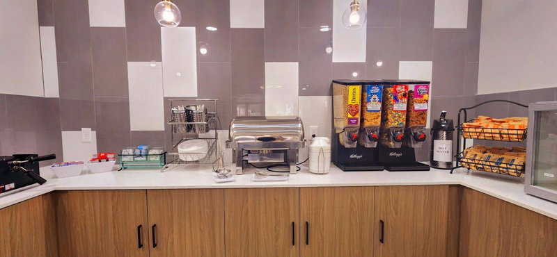 Americas Best Value Inn & Suites-Foley - Fully Renovated, Foley, United States