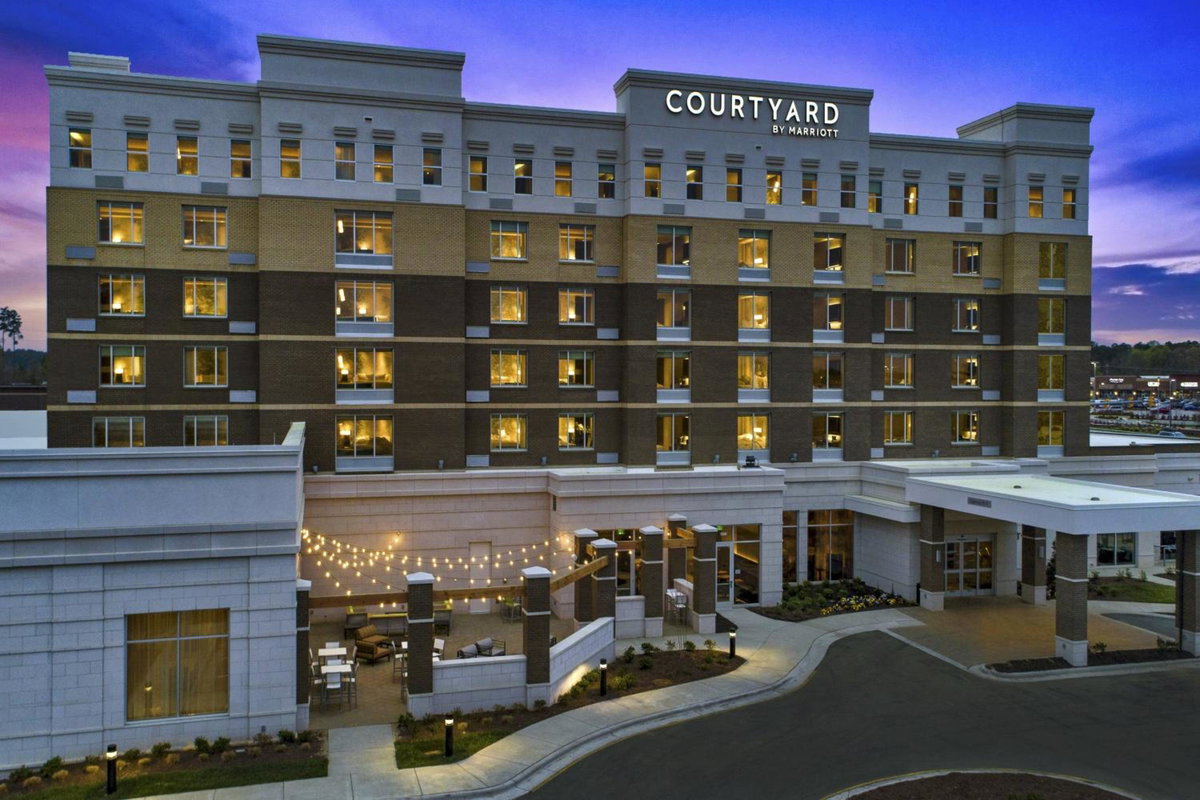 Courtyard by Marriott Raleigh Cary/Parkside Town Commons, Estados Unidos