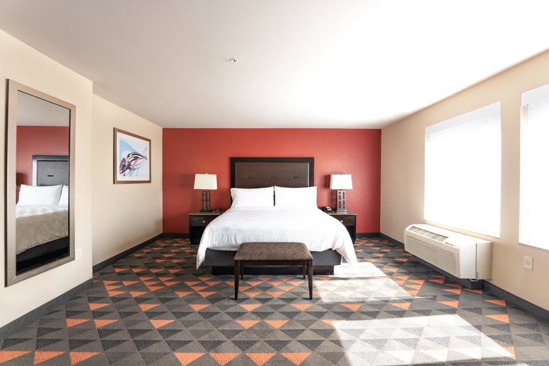 Holiday Inn Oceanside Marina Camp Pendleton by IHG, Oceanside, United States