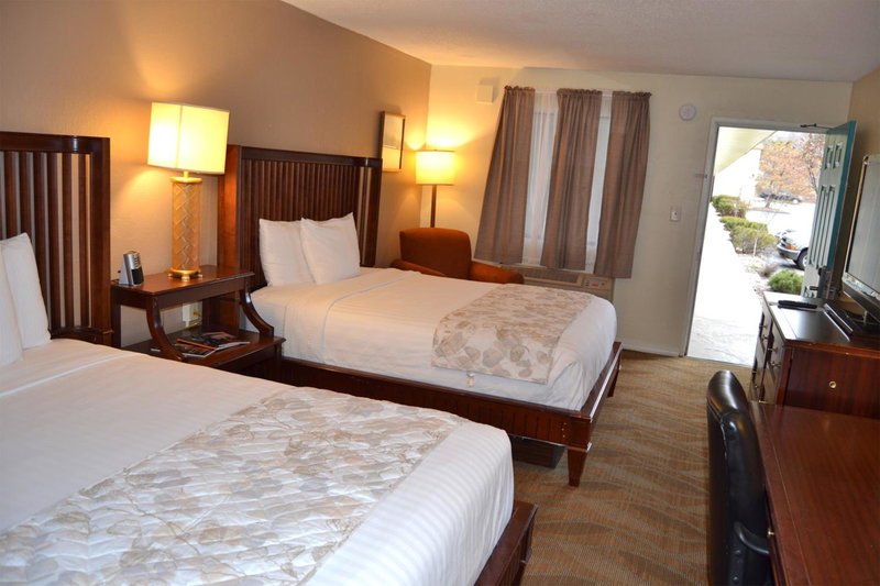 Cascades Inn, Bloomington, United States