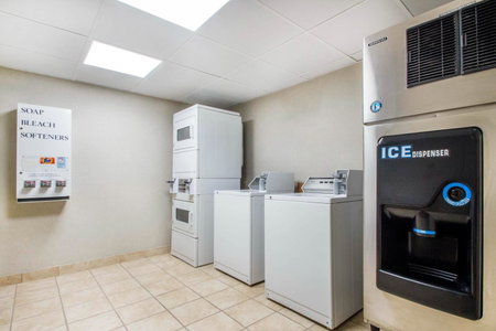 Holiday Inn Express & Suites - Albany Airport - Wolf Road by IHG, Albany, United States