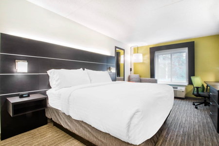Holiday Inn Express & Suites - Albany Airport - Wolf Road by IHG, Albany, United States