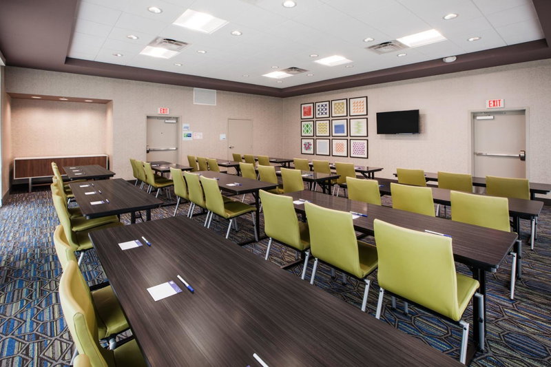 Holiday Inn Express & Suites Atlanta N - Woodstock by IHG, Woodstock, United States