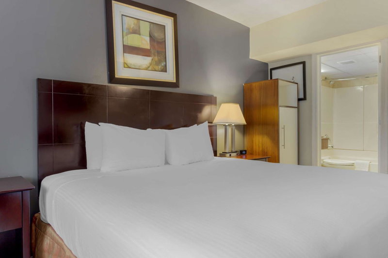 Best Western Plus Brooklyn Bay Hotel, Brooklyn, United States