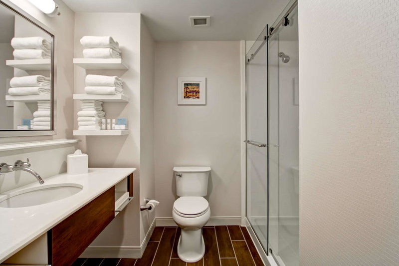 Hampton Inn & Suites Detroit/Troy, Clawson, United States