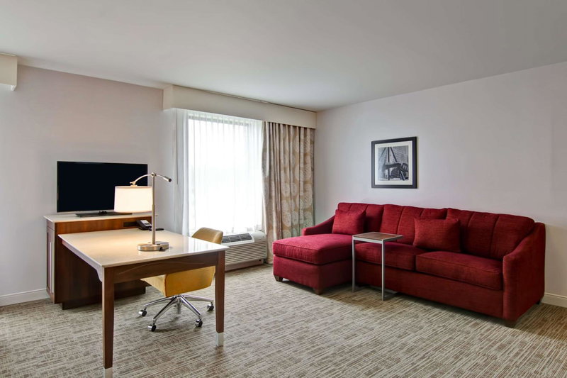Hampton Inn & Suites Detroit/Troy, Clawson, United States