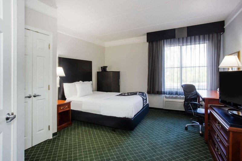 La Quinta by Wyndham Melbourne Viera, Melbourne, United States