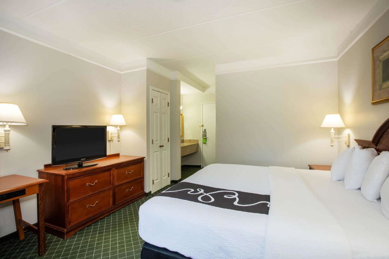 La Quinta by Wyndham Melbourne Viera, Melbourne, United States