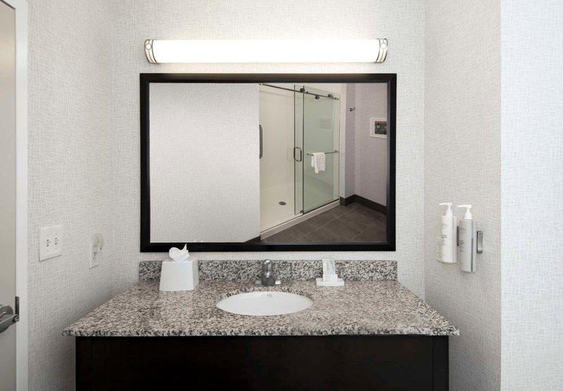 Hampton Inn & Suites - Raleigh Downtown, Raleigh, United States