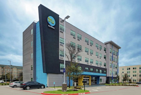 Tru By Hilton Austin Airport, Tx, Austin, United States