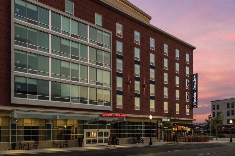 Hampton Inn & Suites Fort Wayne Downtown, Fort Wayne, United States