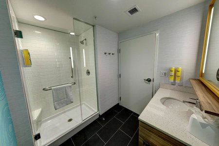 Tru By Hilton Georgetown, Georgetown, United States