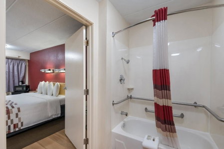 Red Roof Inn Philadelphia - Trevose, Trevose, United States