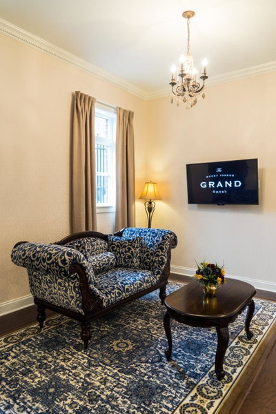 The Mount Vernon Grand Hotel, Mount Vernon, United States