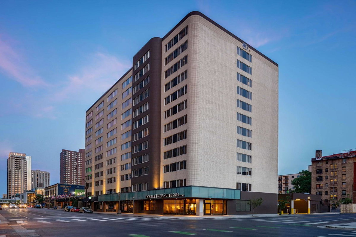 Hotel · DoubleTree Suites by Hilton Minneapolis Downtown, Minneapolis