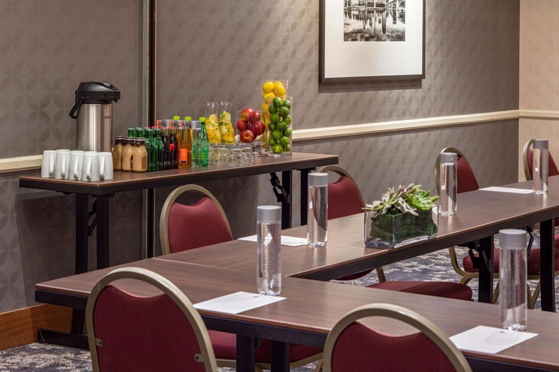 DoubleTree Suites by Hilton Minneapolis Downtown, Minneapolis, United States