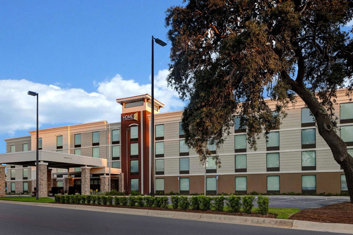 Hotel · Home2 Suites by Hilton Gulf Breeze Pensacola Area, FL, Gulf Breeze
