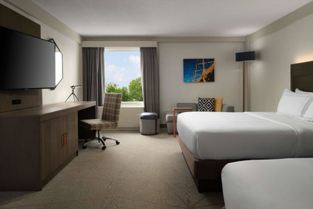 DoubleTree by Hilton Pittsburgh Airport, Moon Township, United States