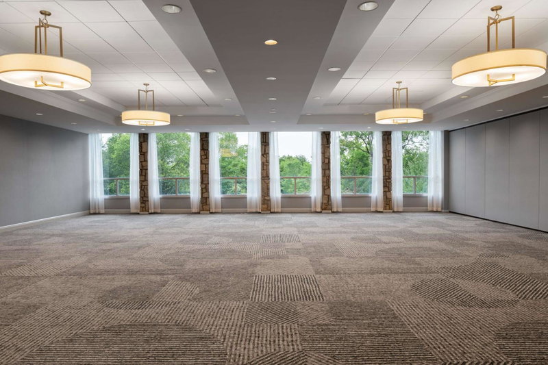 DoubleTree by Hilton Pittsburgh Airport, Moon Township, United States