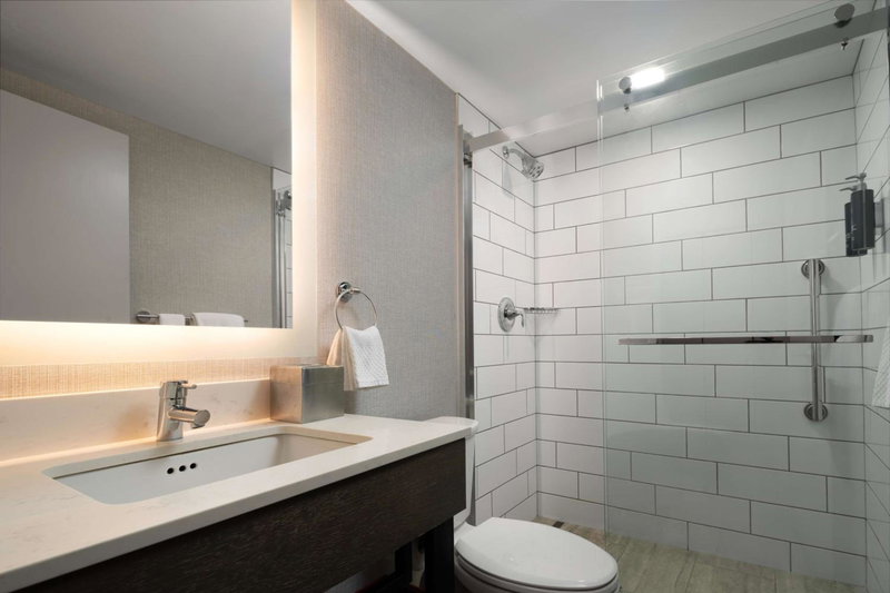 DoubleTree by Hilton Pittsburgh Airport, Moon Township, United States