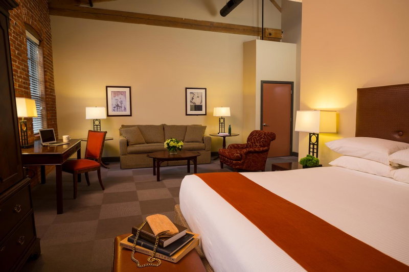 Cork Factory Hotel, Lancaster, United States