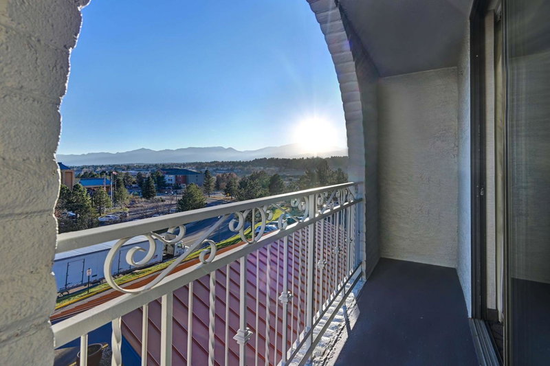 Embassy Suites by Hilton Colorado Springs, Colorado Springs, United States
