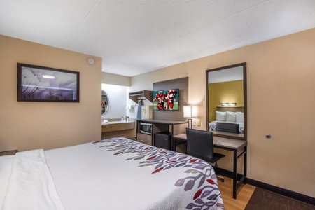Red Roof Inn Kalamazoo West - Western Michigan U, Kalamazoo, United States