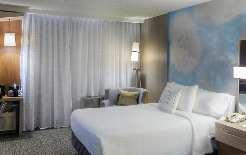 Courtyard by Marriott Dallas DFW Airport North/Irving, Irving, United States