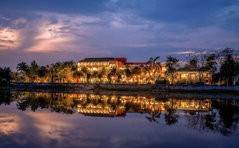 Hotel · Sheik Istana Hotel Chiangmai, Chiang Mai