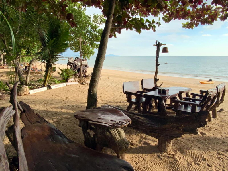 Bonhomie Beach Cottage, Ko Jum, Thailand
