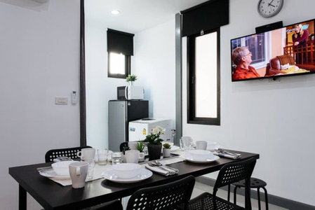 P4 Silom Large 2beds full kitchen WIFI 4-6pax, Bangkok, Thailand