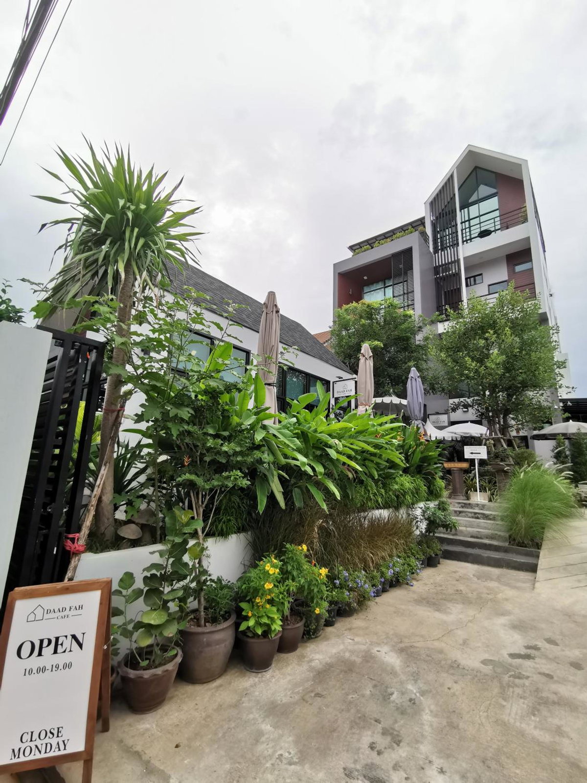 DAAD FAH home and cafe, Thailand