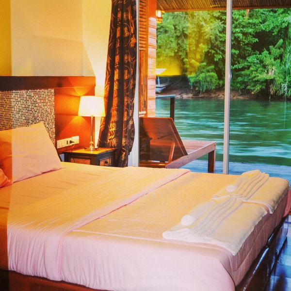 Koh Mueangkarn Paradise View Resort, Sai Yok, Thailand