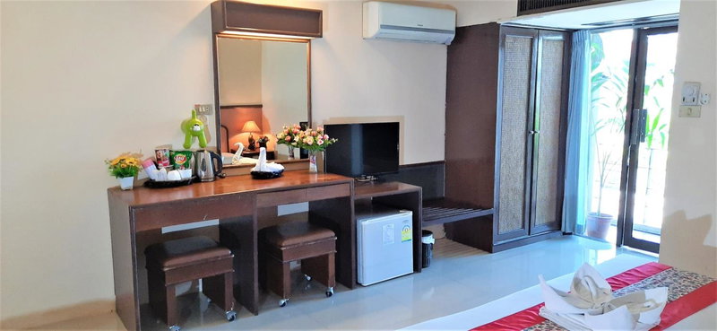 D2 lamoon resotel, Phuket Town, Thailand