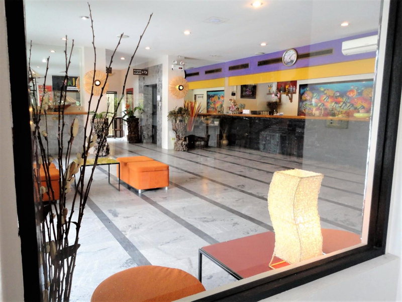 D2 lamoon resotel, Phuket Town, Thailand