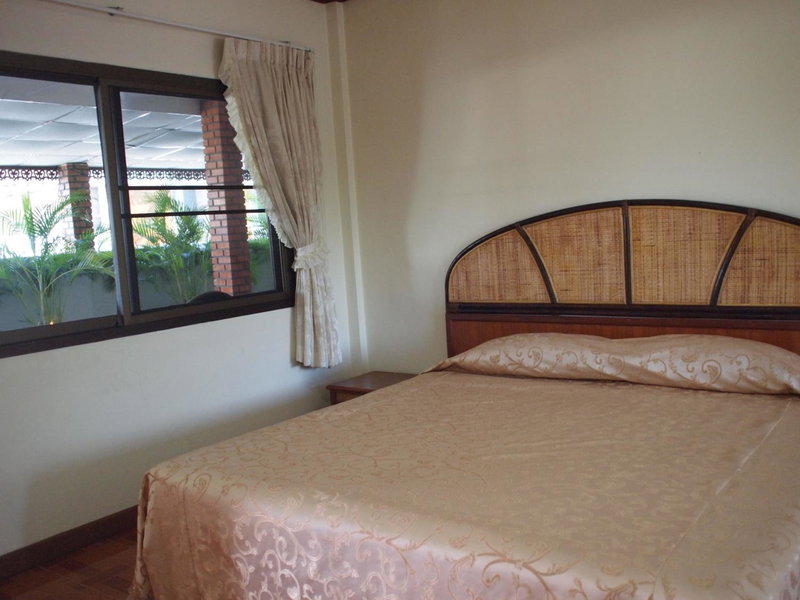 Roongruang Hotel, Chiang Mai, Thailand