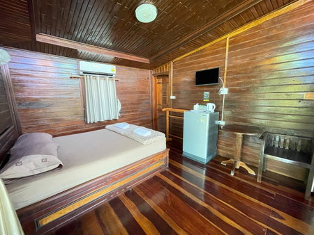 Ruen Orathai Resort, Prachuap Khiri Khan, Thailand
