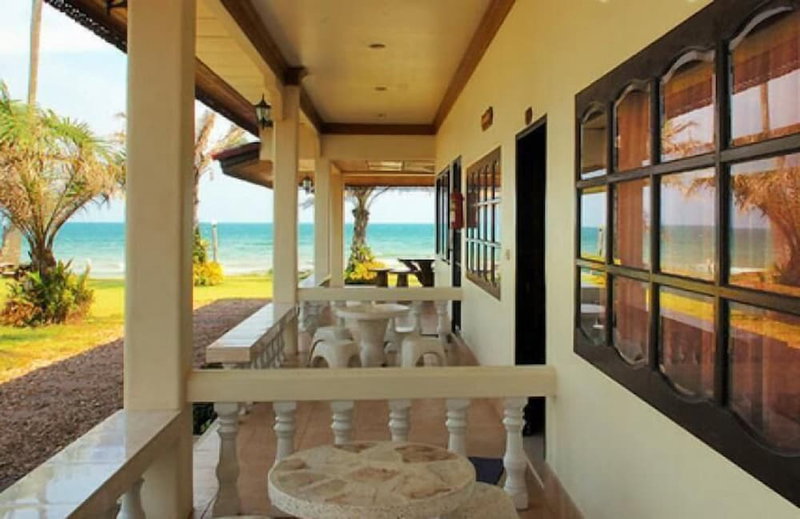 Bansaithong Beach Resort, Bang Saphan Noi, Thailand